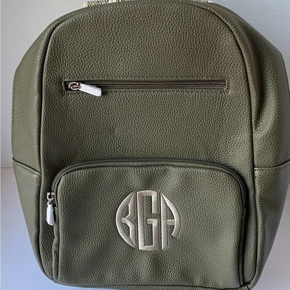 Thirty-One Boutique Backpack Ooh-La-La Olive‎ Pebble Green Initials B G A